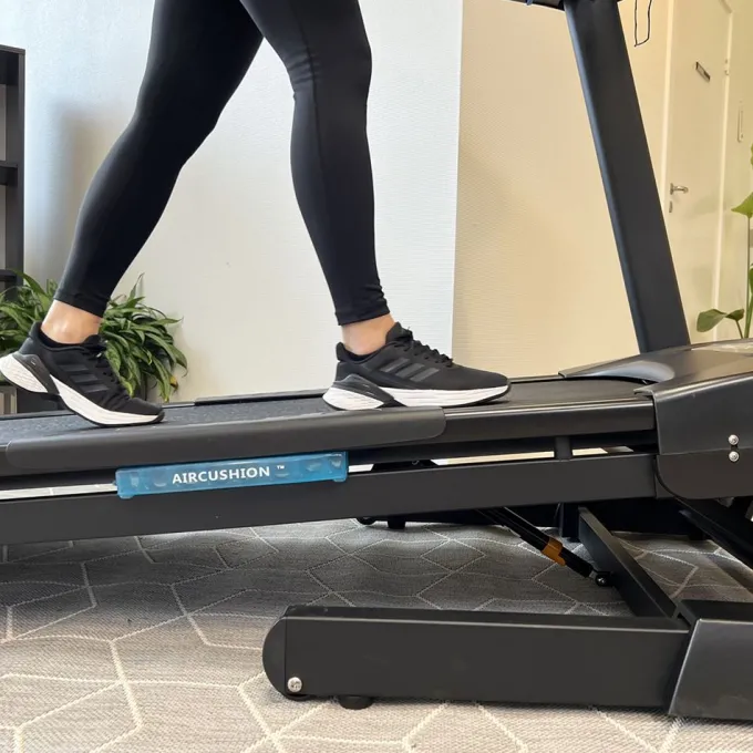 Athlete T73, Löpband